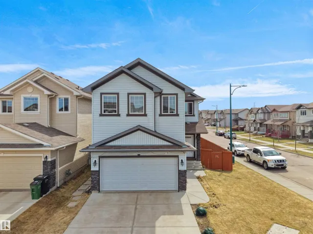 3247 15 AV NW NW, Edmonton, Alberta T6T0V1