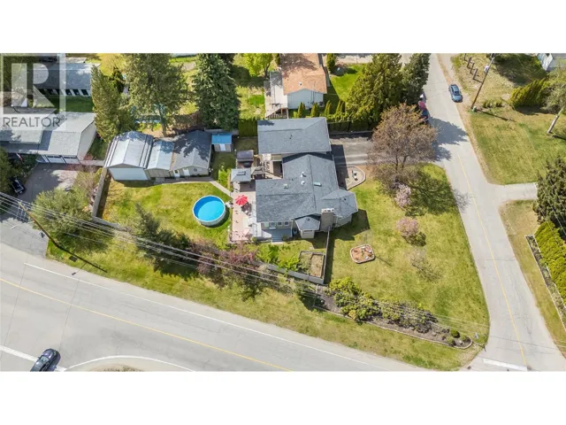 1400 MEADOWBROOK Drive, Castlegar, British Columbia V1N3M1