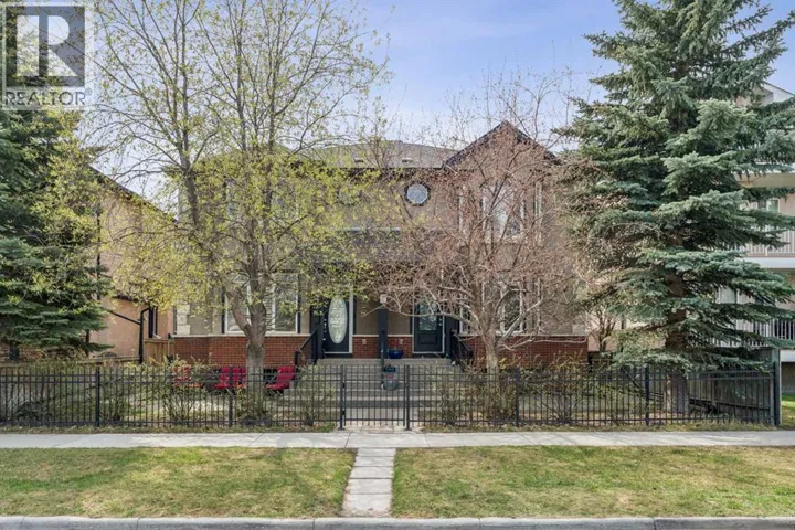 1, 217 17 Avenue NE, Calgary, Alberta T2E1L9