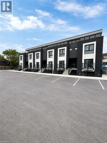 6638 MCLEOD Road Unit# 120, Niagara Falls, Ontario L2G3G5