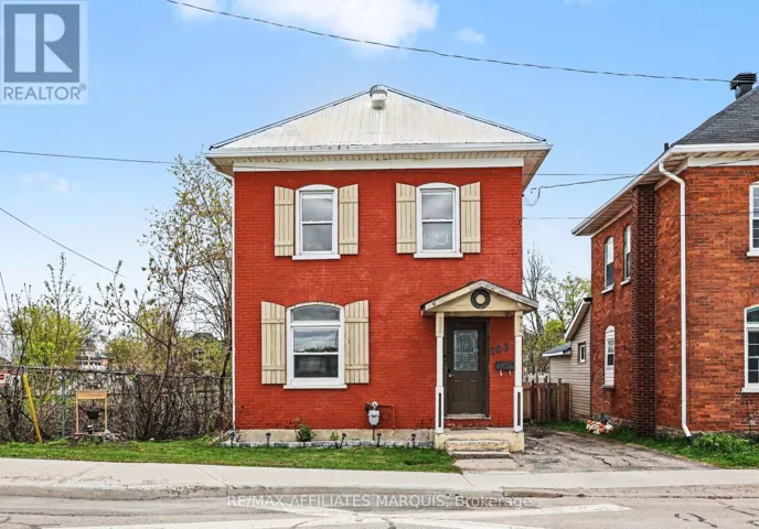 103 WILLIAM STREET E, Smiths Falls, Ontario K7A1E3