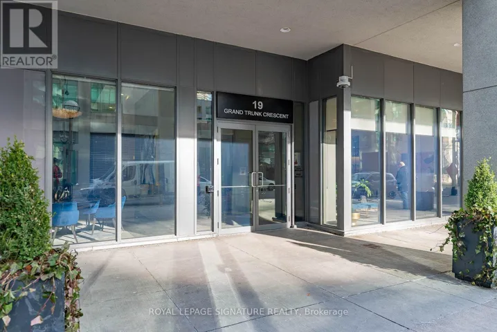 801 - 19 GRAND TRUNK CRESCENT, Toronto (Waterfront Communities), Ontario M5J3A3