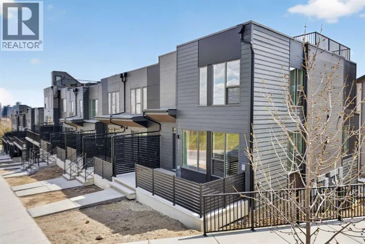2537 Sovereign Crescent SW, Calgary, Alberta T3C3Y3