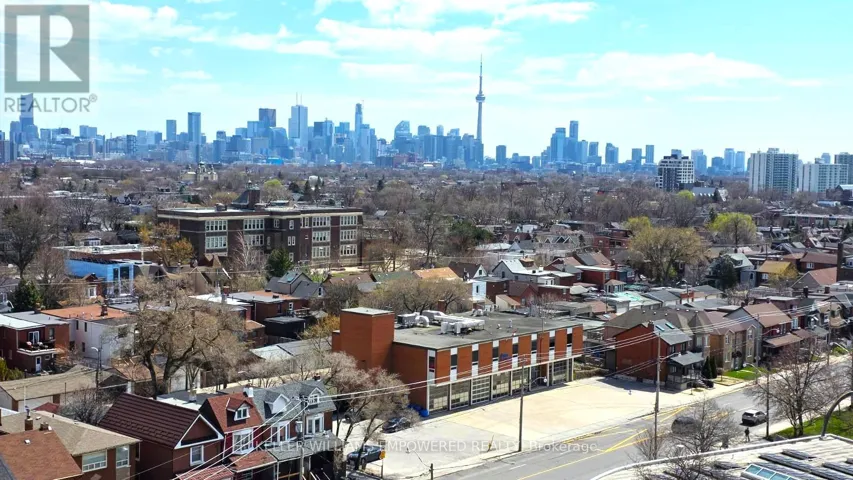 817 - 1185 DUPONT STREET, Toronto (Dovercourt-Wallace Emerson-Junction), Ontario M6H0G5