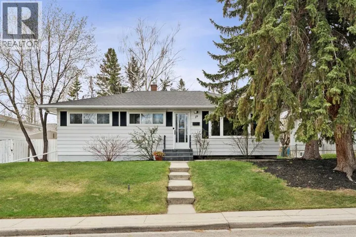 19 Hyslop Drive SW, Calgary, Alberta T2V3A2
