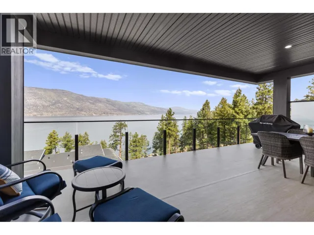 3475 Granite Close Unit# 302, Kelowna, British Columbia V1V0B9