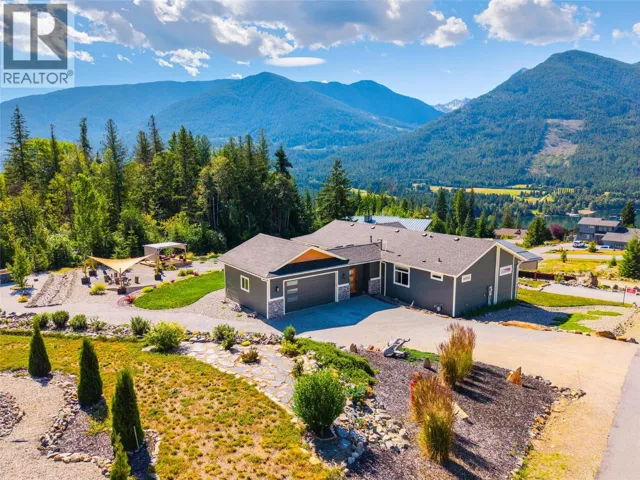 430 Buriview Drive, Nelson, British Columbia V1L0A7