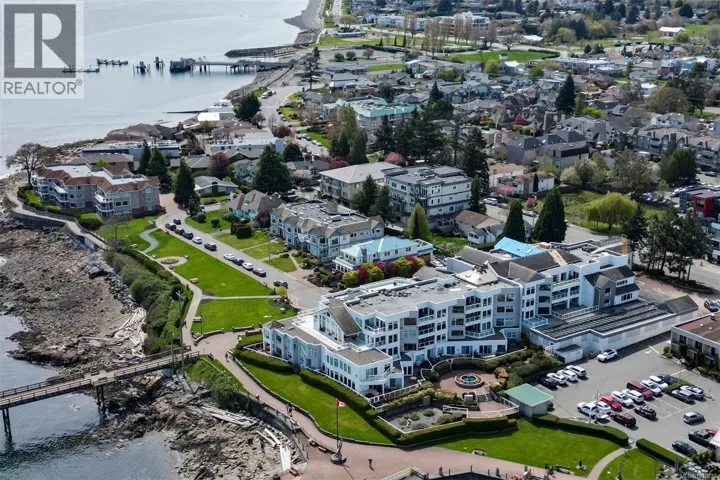 2535 Bevan Ave, Sidney, British Columbia V8L1W5