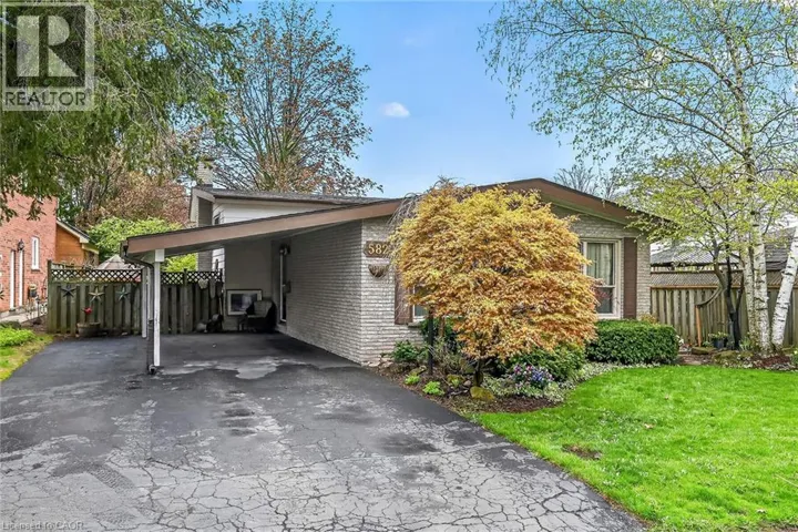 582 WOODVIEW Road, Burlington, Ontario L7N3A1