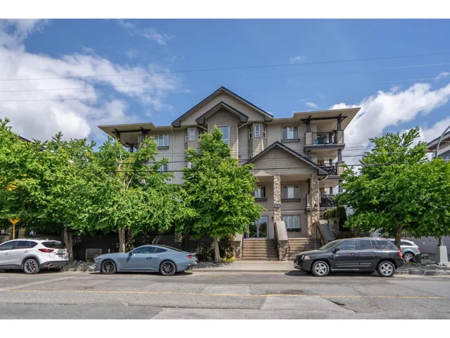 213 5438 198 STREET, Langley, British Columbia V3A1G2