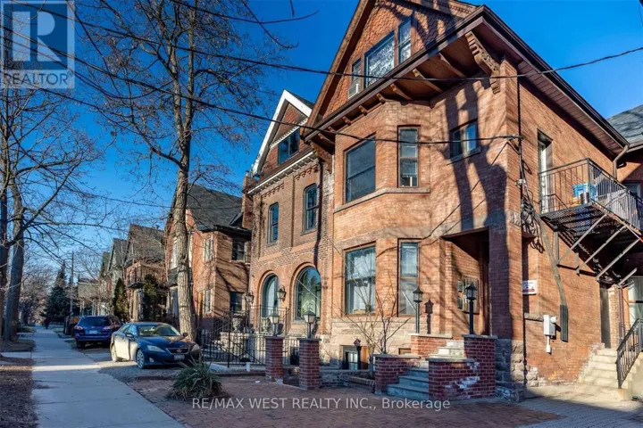 125 MADISON AVENUE, Toronto (Annex), Ontario M5R2S3