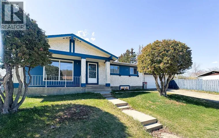 8206 96 Street, Grande Prairie, Alberta T8V4S2