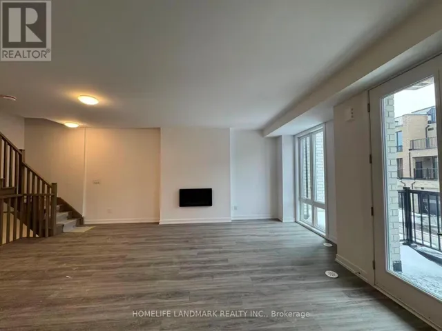 15 KERNS LANE, Richmond Hill (Jefferson), Ontario L4E1M1