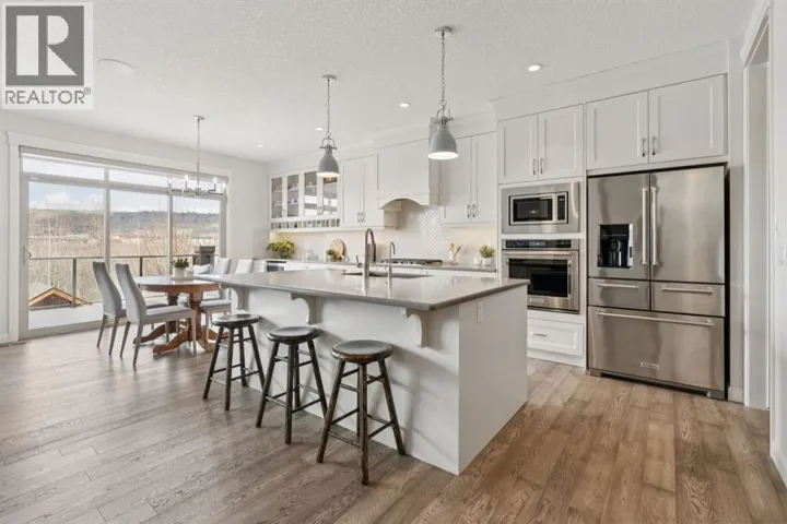 126 Riviera View, Cochrane, Alberta T4C0Z1