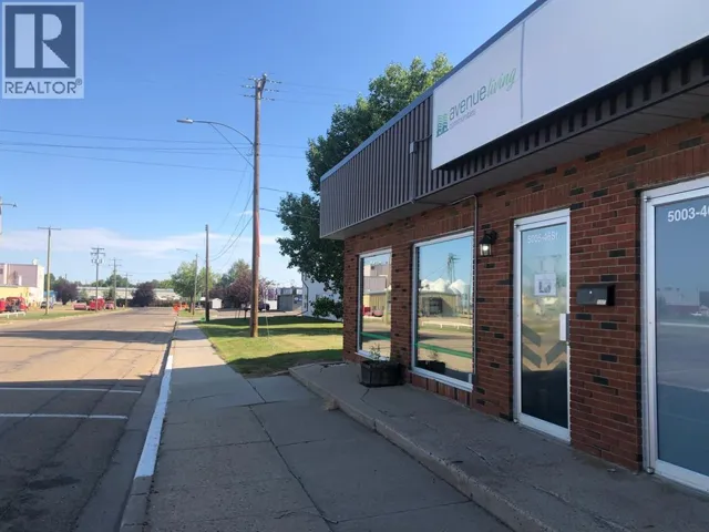 5003 46 Street, Camrose, Alberta T4V3G3