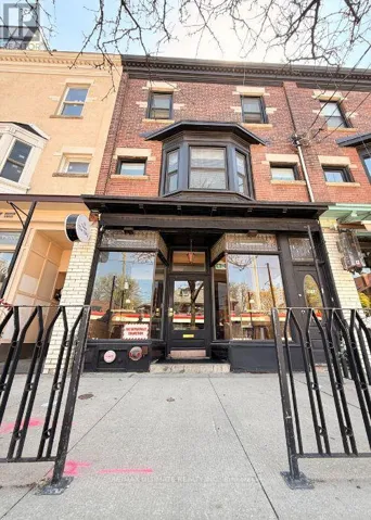 501 COLLEGE STREET, Toronto (Trinity-Bellwoods), Ontario M5S2K2