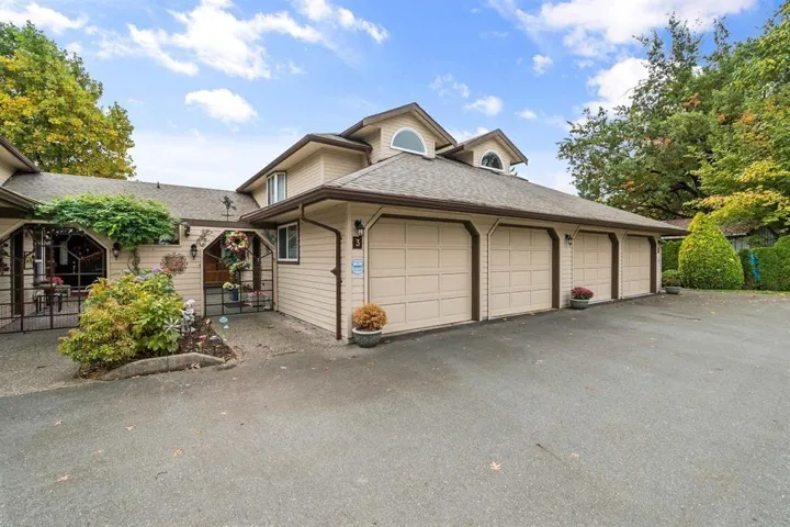 3 9515 WOODBINE STREET, Chilliwack Proper East, Chilliwack, British Columbia V2P7T1