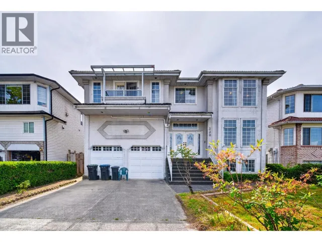 330 WOOD STREET, New Westminster, British Columbia V3M6P4
