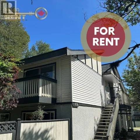 54 912 PREMIER STREET, North Vancouver, British Columbia V7J2G8