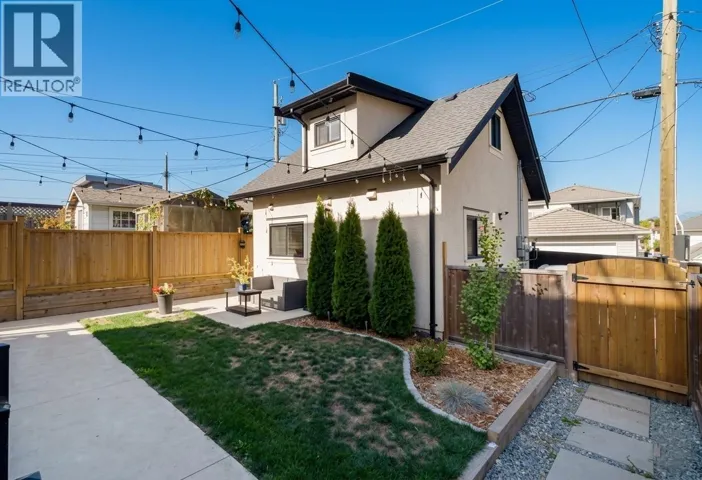 2783 E 27TH AVENUE, Vancouver, British Columbia V5R1N4