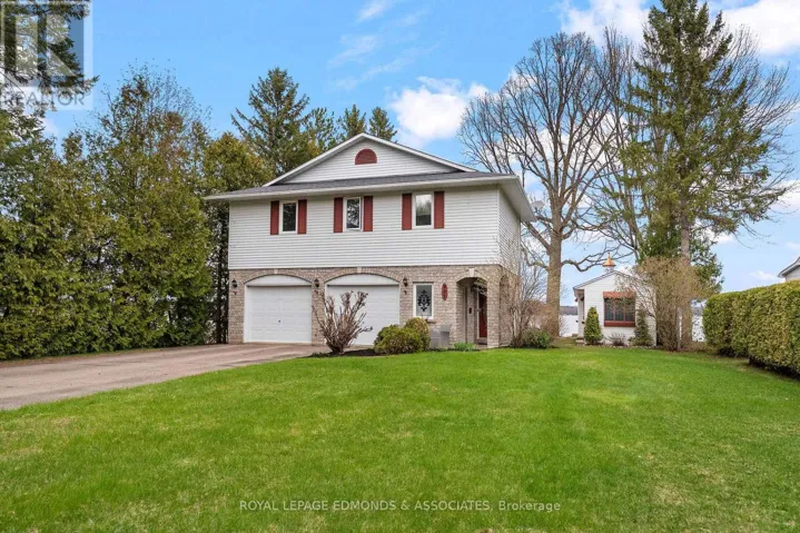 907 CEDAR LANE, Pembroke, Ontario K8A2G6