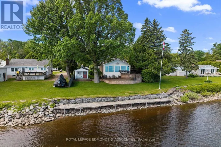 907 CEDAR LANE, Pembroke, Ontario K8A2G6