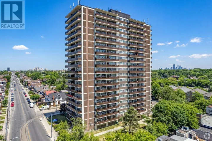 902 - 161 OAKWOOD AVENUE, Toronto (Oakwood Village), Ontario M6E2V2