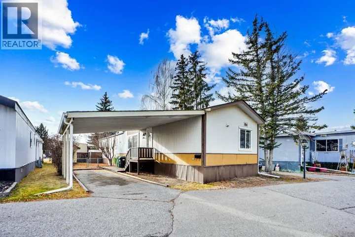 208, 3223 83 Street NW, Calgary, Alberta T3B5N4