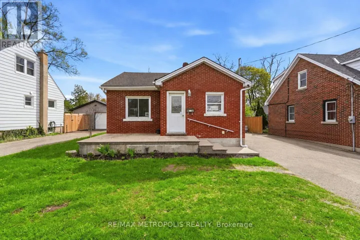 MAIN & BSMT - 56 CHARING CROSS STREET, Brantford, Ontario N3R2H3