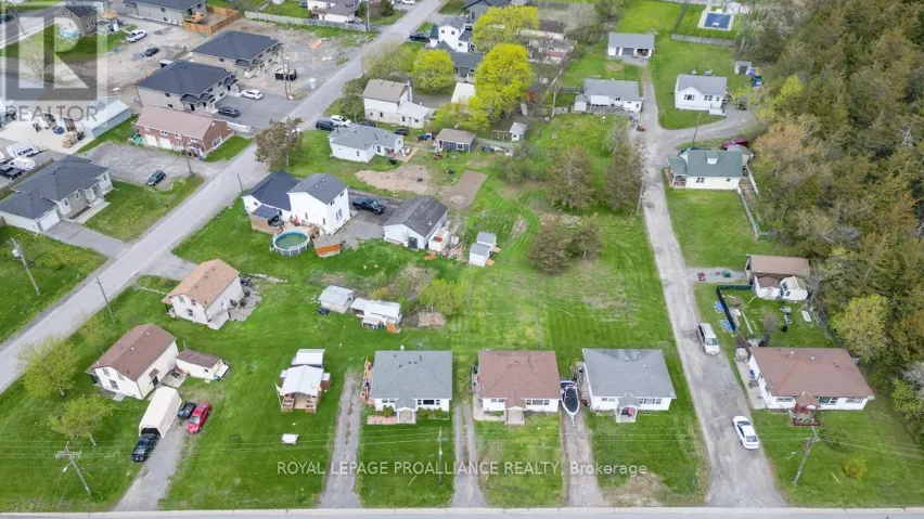 45 BLACK DIAMOND ROAD, Belleville (Thurlow Ward), Ontario K8N0N6