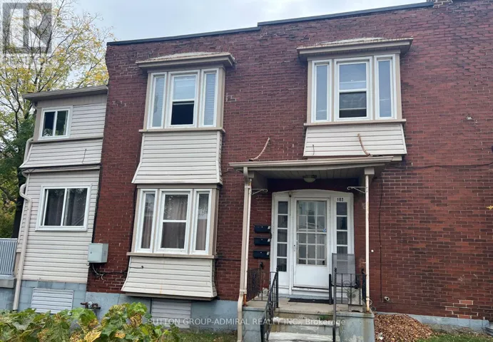 2 - 102 THIRTY NINTH STREET W, Toronto (Long Branch), Ontario M8W3M7
