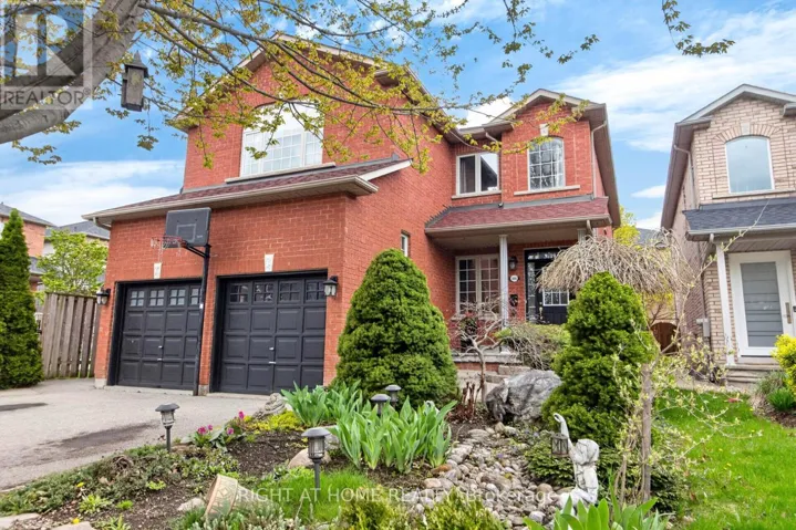 5956 RAYSHAW CRESCENT, Mississauga (Streetsville), Ontario L5M2P2