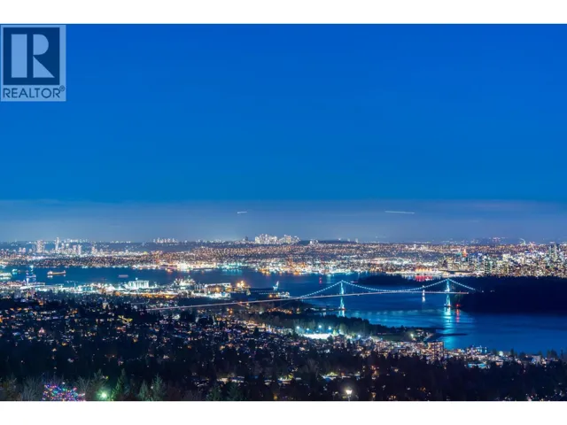 2426 HALSTON COURT, West Vancouver, British Columbia V7S3K3