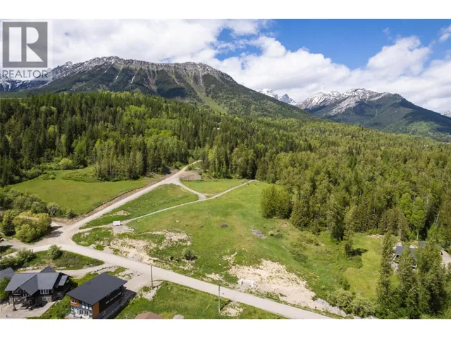 1683 Mcleod Avenue, Fernie, British Columbia V0B1M1