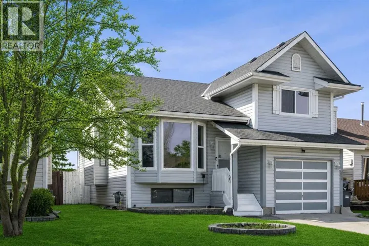 107 Cedargrove Way SW, Calgary, Alberta T2W4V1