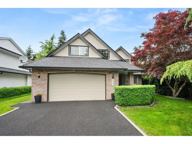 20357 91A AVENUE, Langley, British Columbia V1M2G2