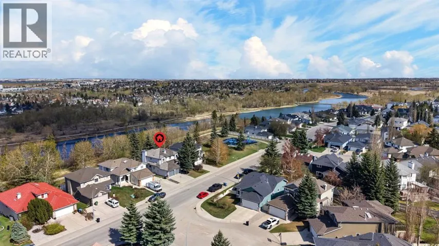 222 Diamond Drive SE, Calgary, Alberta T2J7C8