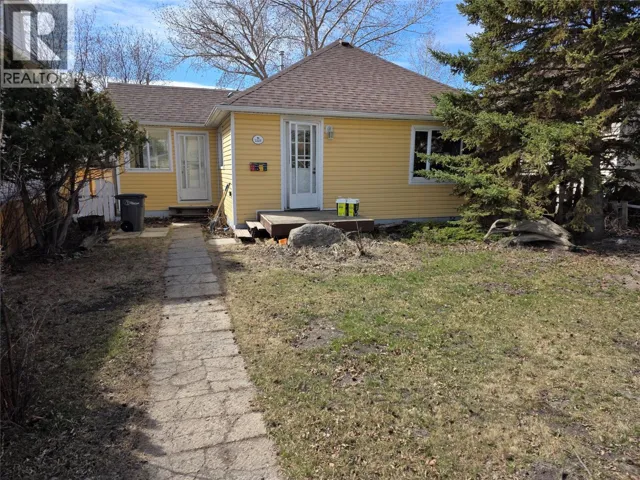 1225 104 Avenue, Dawson Creek, British Columbia V1G2J4