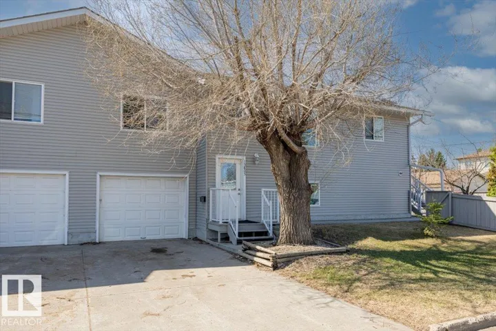 15805 104 AV NW, Edmonton, Alberta T5P2Y3