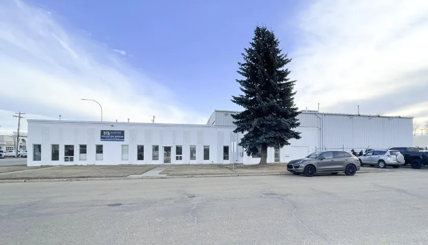 4703-4704 48 St, Redwater, Alberta T0A3A3