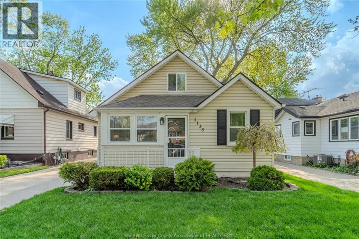1135 Glidden AVENUE, Windsor, Ontario N8S2P2