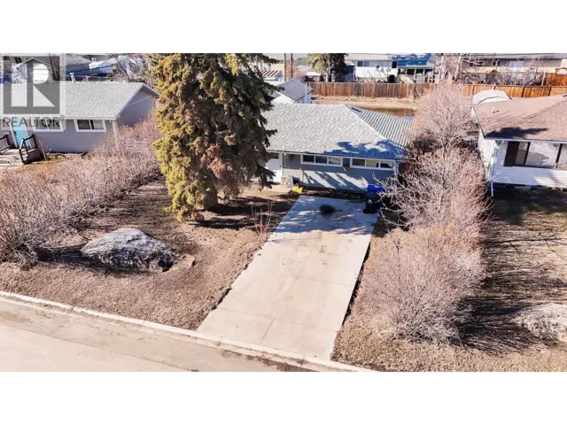 9708 104 AVENUE, Fort St. John, British Columbia V1J2K2