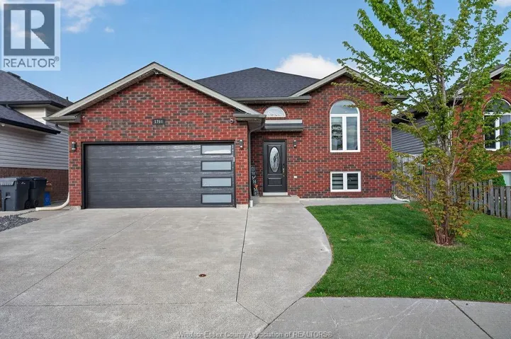 1764 MAGNOLIA AVENUE, Windsor, Ontario N8P1Z1