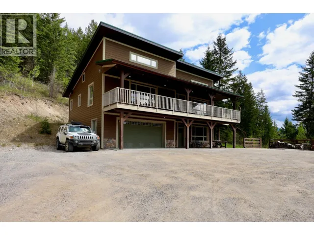 4905 Castledale View Estates Road Road, Golden, British Columbia V0A1L0