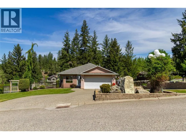35 Peregrine Way, Vernon, British Columbia V1H1E4
