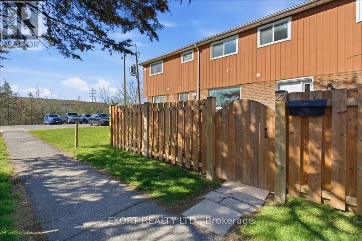 27 - 17 TRACEY PARK DRIVE, Belleville (Belleville Ward), Ontario K8P4R4