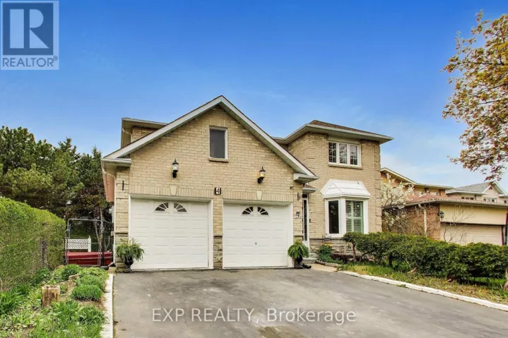4 LEATHERHEAD COURT, Brampton (Westgate), Ontario L6S4R9