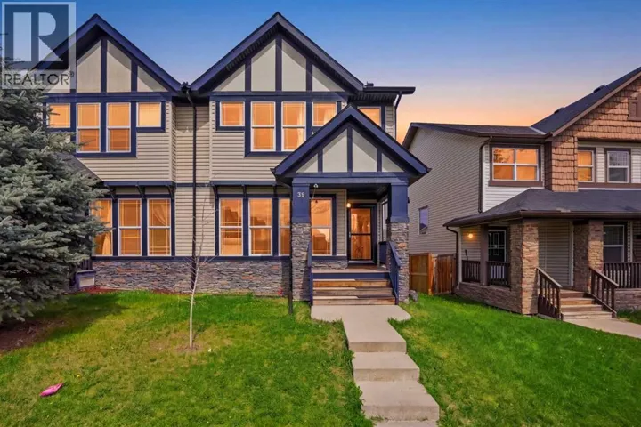 39 Panora Square NW, Calgary, Alberta T3K0R8