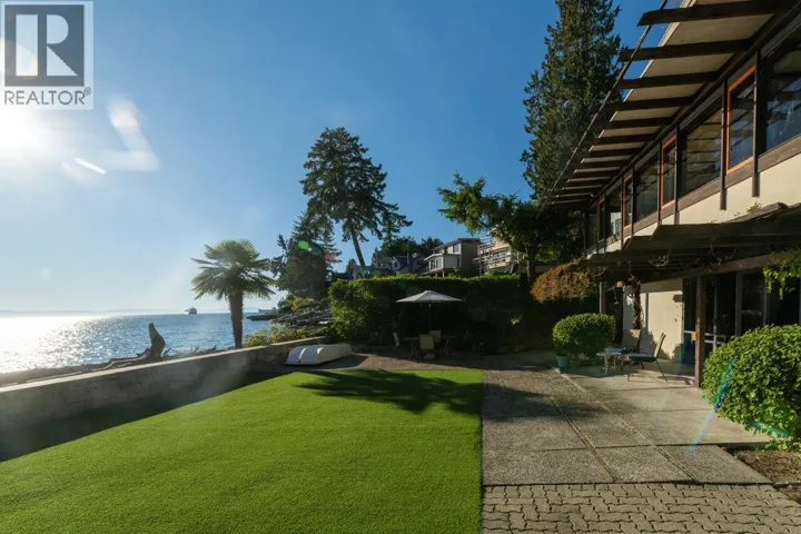 3248 MARINE DRIVE, West Vancouver, British Columbia V7V1M7