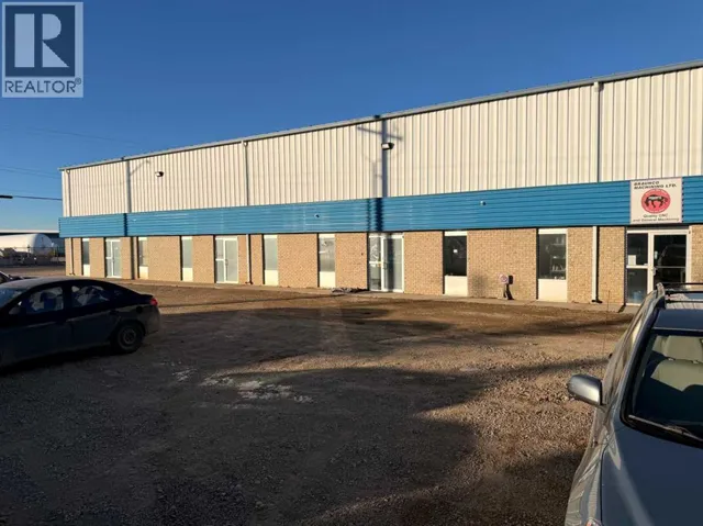 3, 701 McCool Street, Crossfield, Alberta T0M0S0
